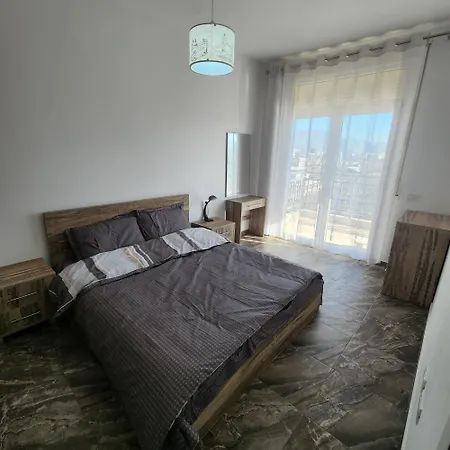 Kalpazo Tirana Vila 313 * Tirana
