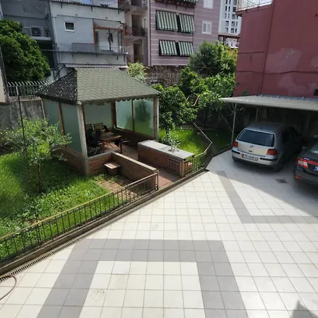 Kalpazo Rental Vila 313 Tirana טיראנה