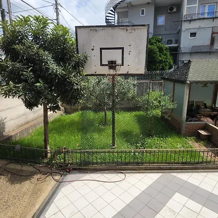 Kalpazo Tirana Vila 313